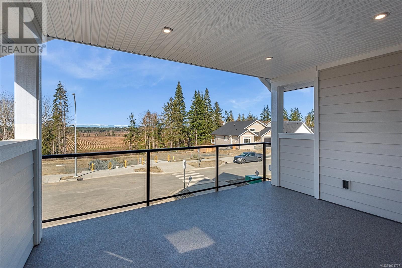 Property at 1783 Crown Isle Blvd image 4