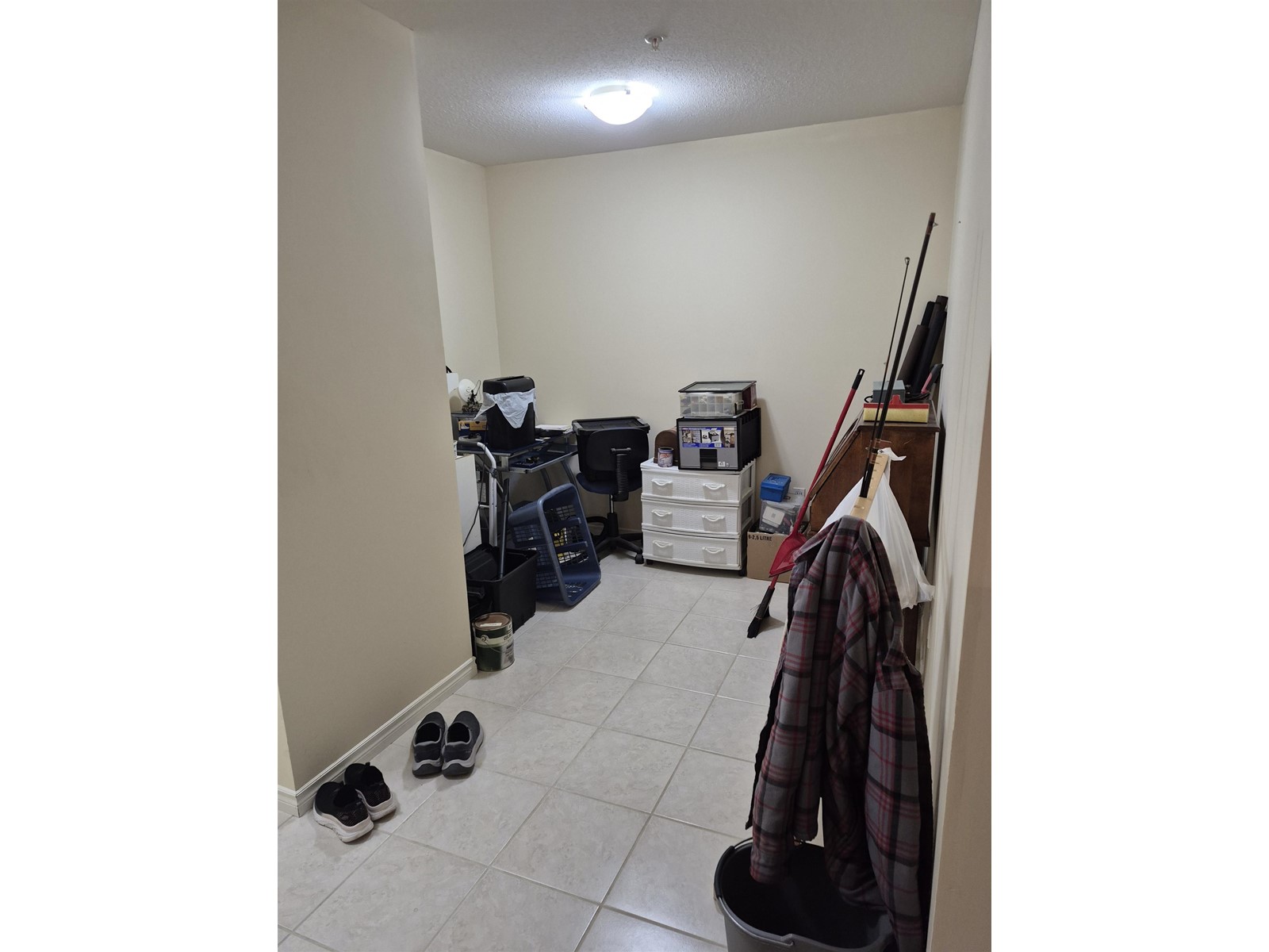 209 14877 100 Avenue, Surrey, British Columbia  V3R 3H1 - Photo 11 - R3004377