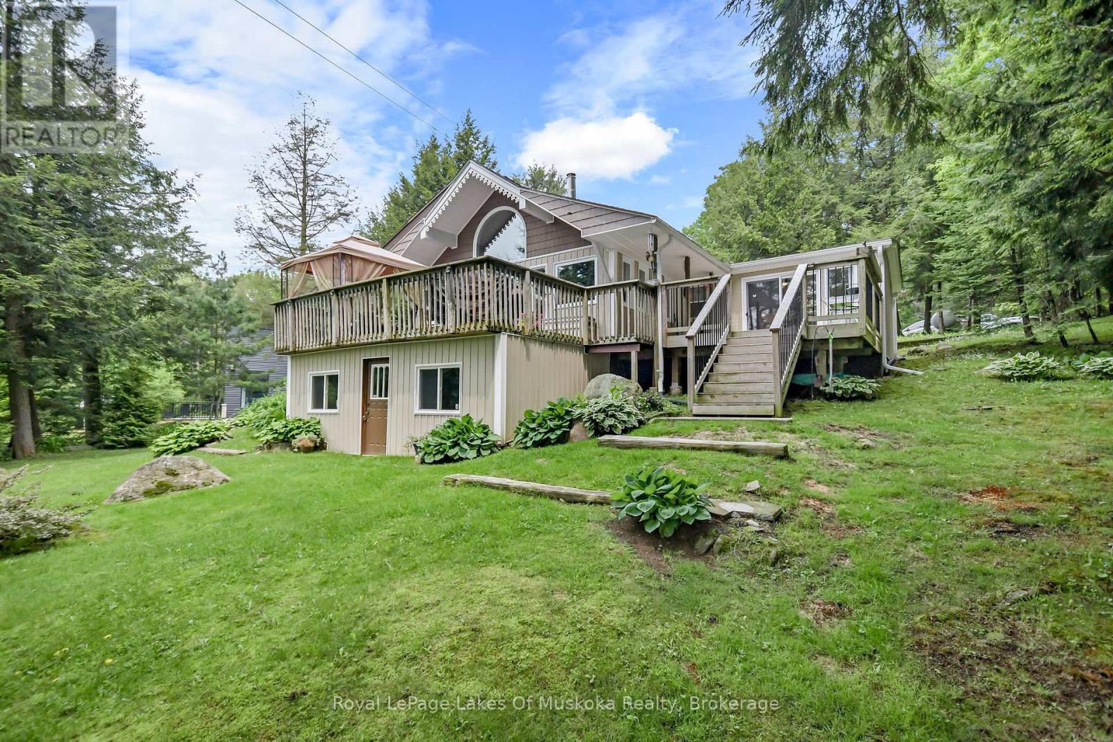 1019 Lakeshore Road N, Bracebridge, Ontario  P1L 1X3 - Photo 40 - X12090032