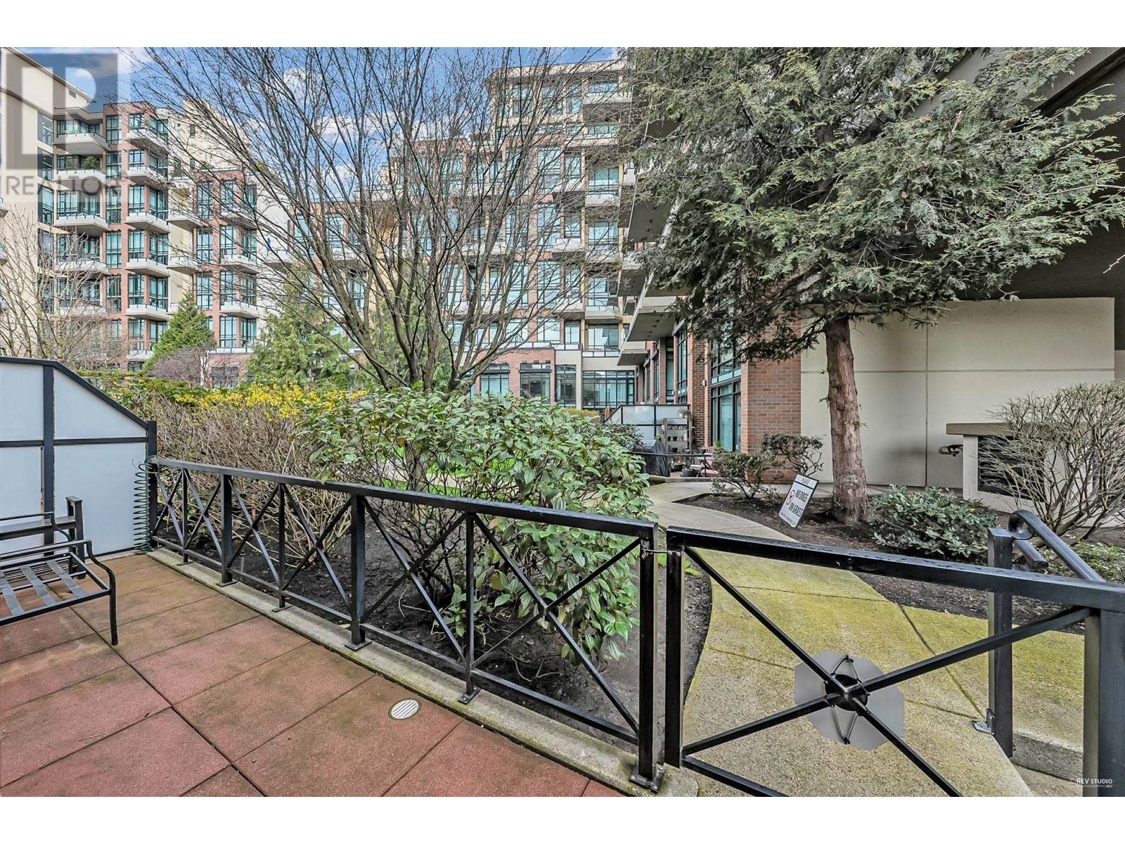 119 8 Renaissance Square, New Westminster, British Columbia  V3M 7A9 - Photo 24 - R2982143