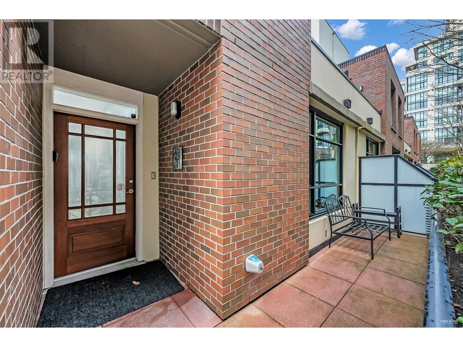 119 8 Renaissance Square, New Westminster, British Columbia  V3M 7A9 - Photo 26 - R2982143