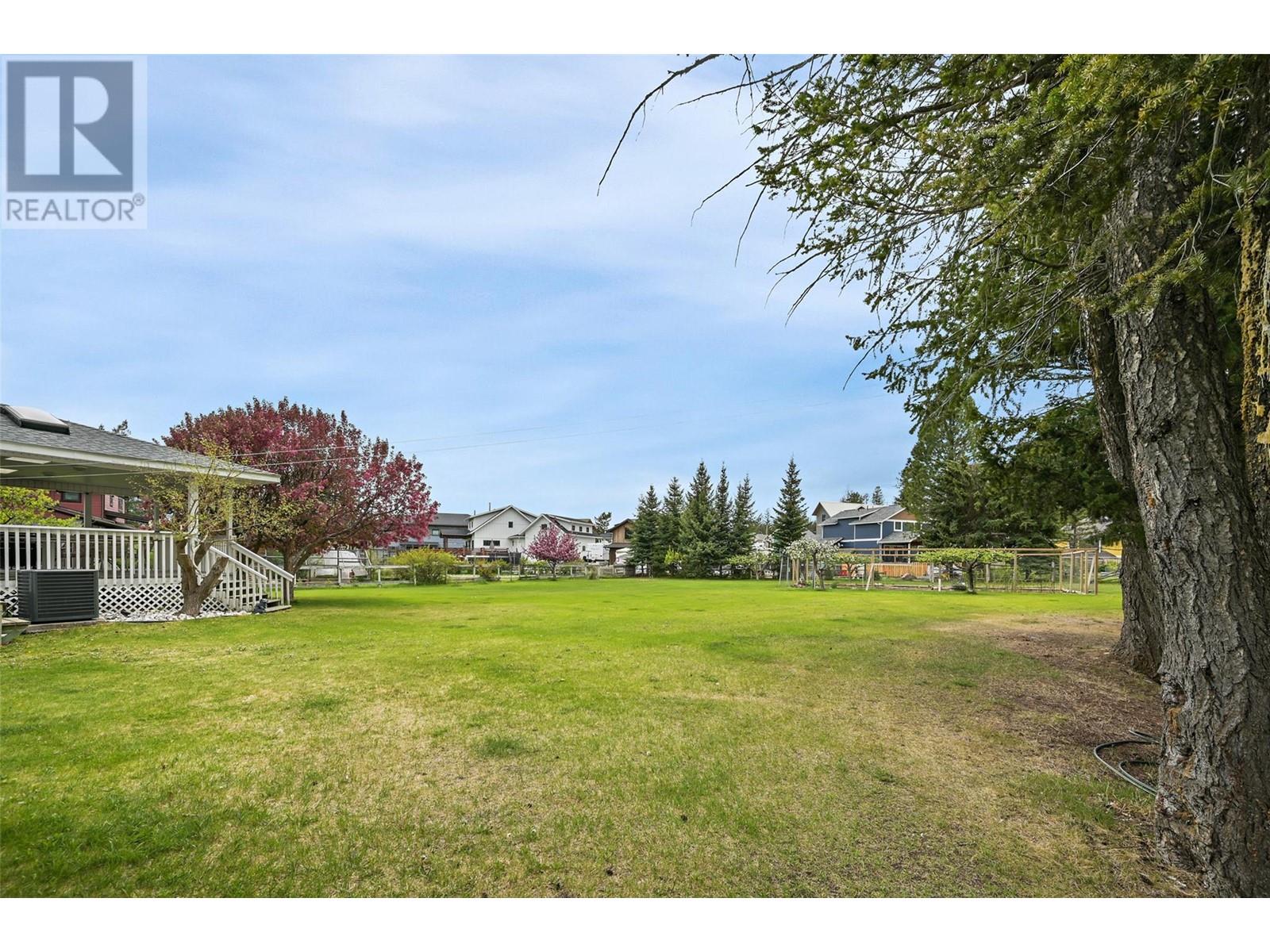 1573 10 Street, Invermere, British Columbia  V0A 1K4 - Photo 23 - 10348508