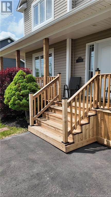 Property at 136 Teaberry Avenue image 3