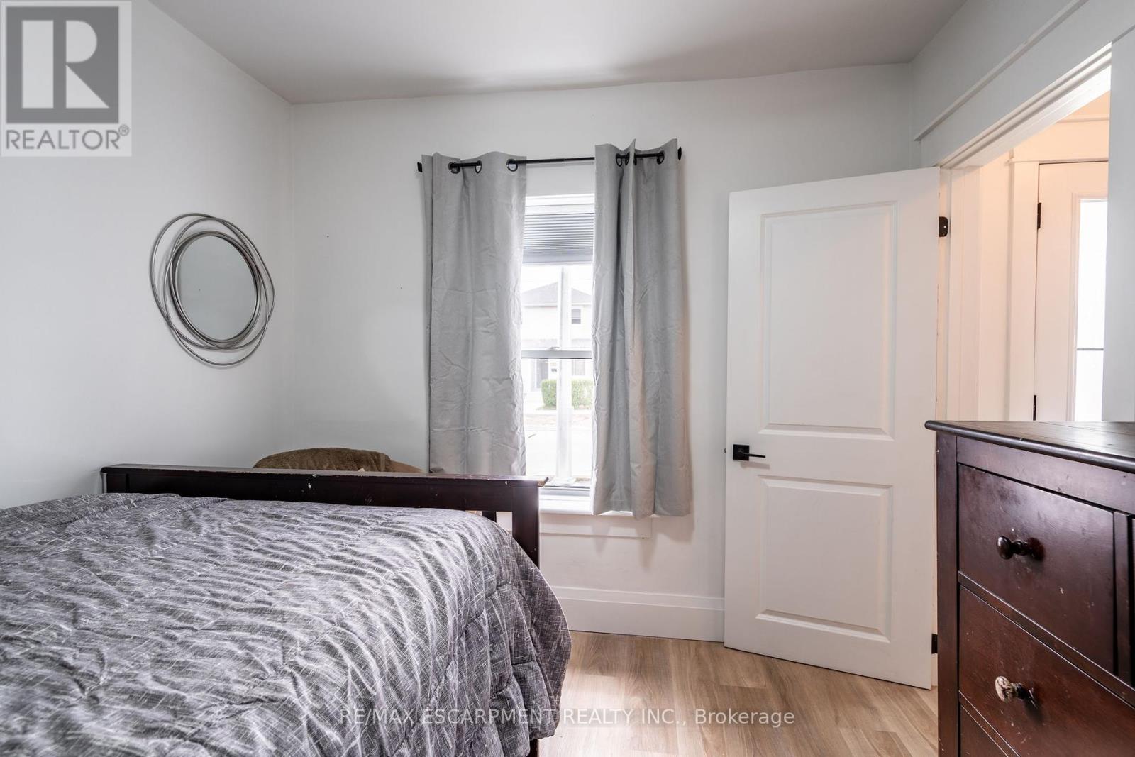 172 Pine Street S, Thorold, Ontario  L2V 3M4 - Photo 31 - X12186495
