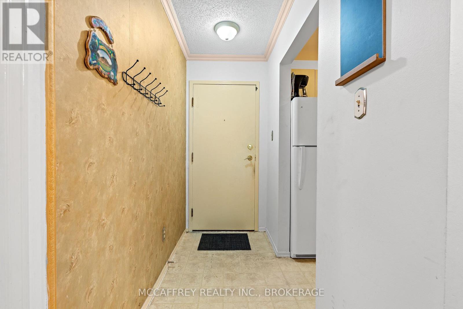 204 - 561 Armstrong Road, Kingston, Ontario  K7M 8J9 - Photo 7 - X12207718