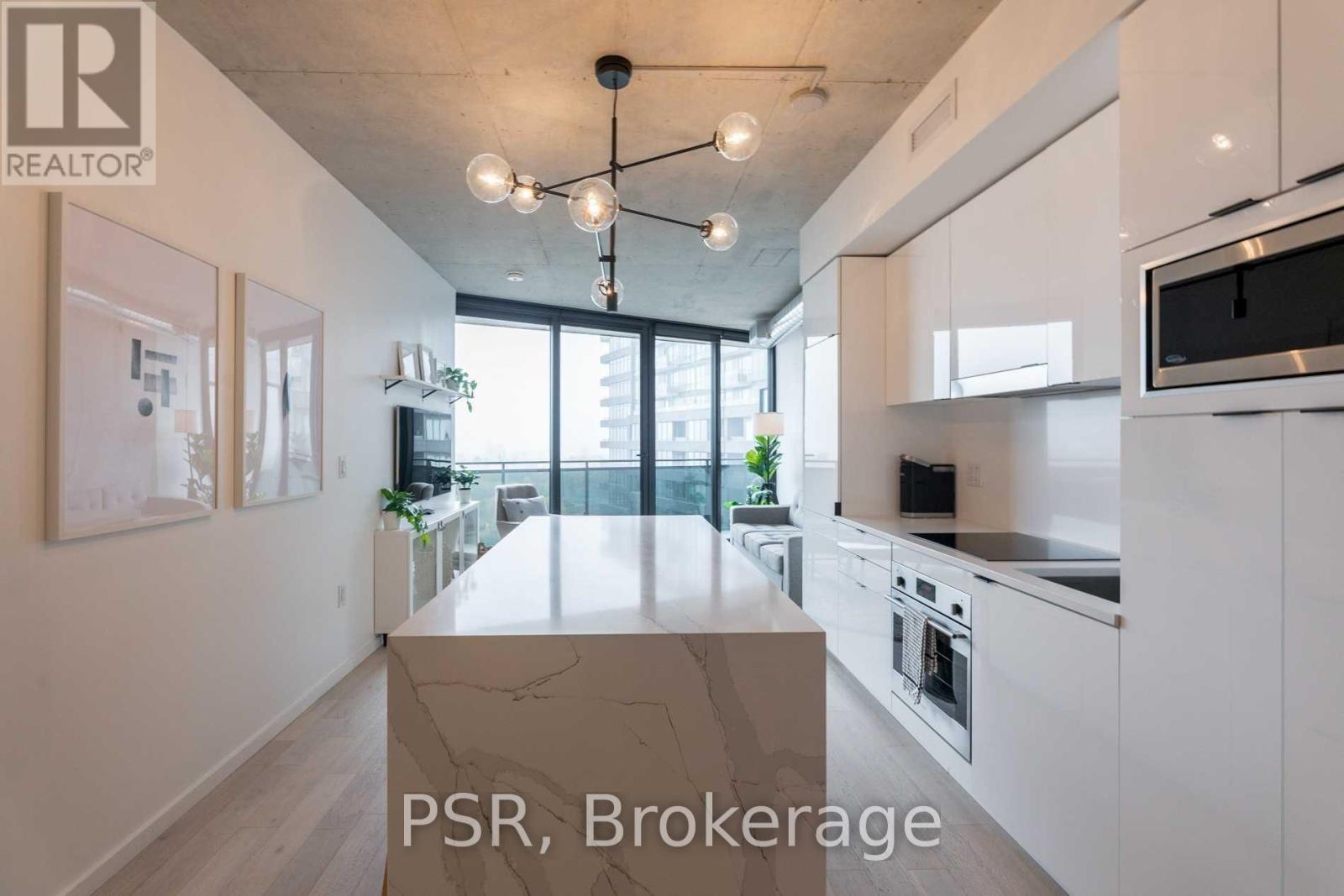712 - 21 Lawren Harris Square, Toronto (Waterfront Communities), Ontario  M5A 0T4 - Photo 10 - C12207646