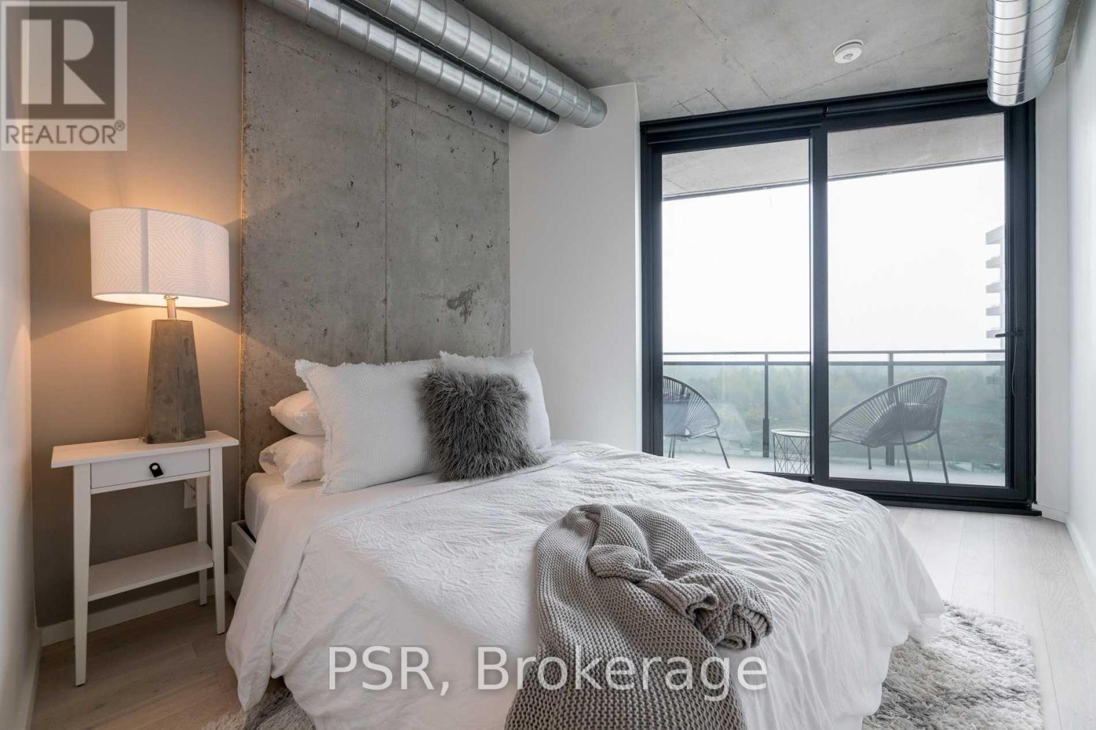 712 - 21 Lawren Harris Square, Toronto (Waterfront Communities), Ontario  M5A 0T4 - Photo 12 - C12207646