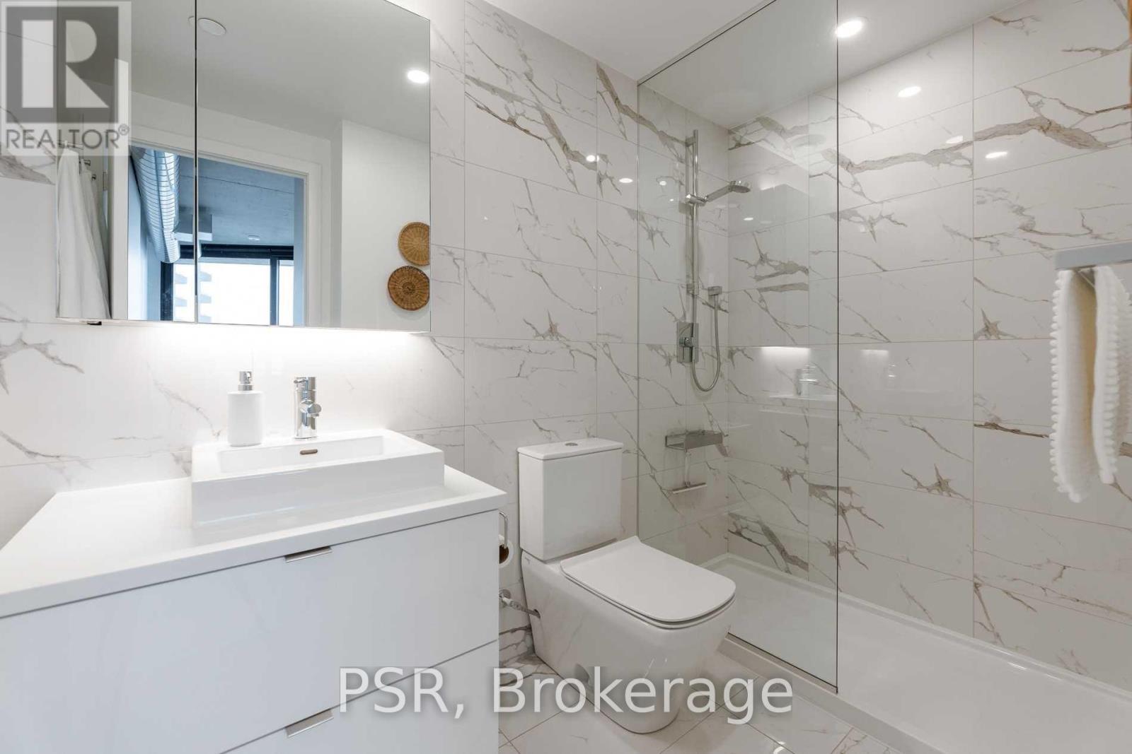 712 - 21 Lawren Harris Square, Toronto (Waterfront Communities), Ontario  M5A 0T4 - Photo 14 - C12207646