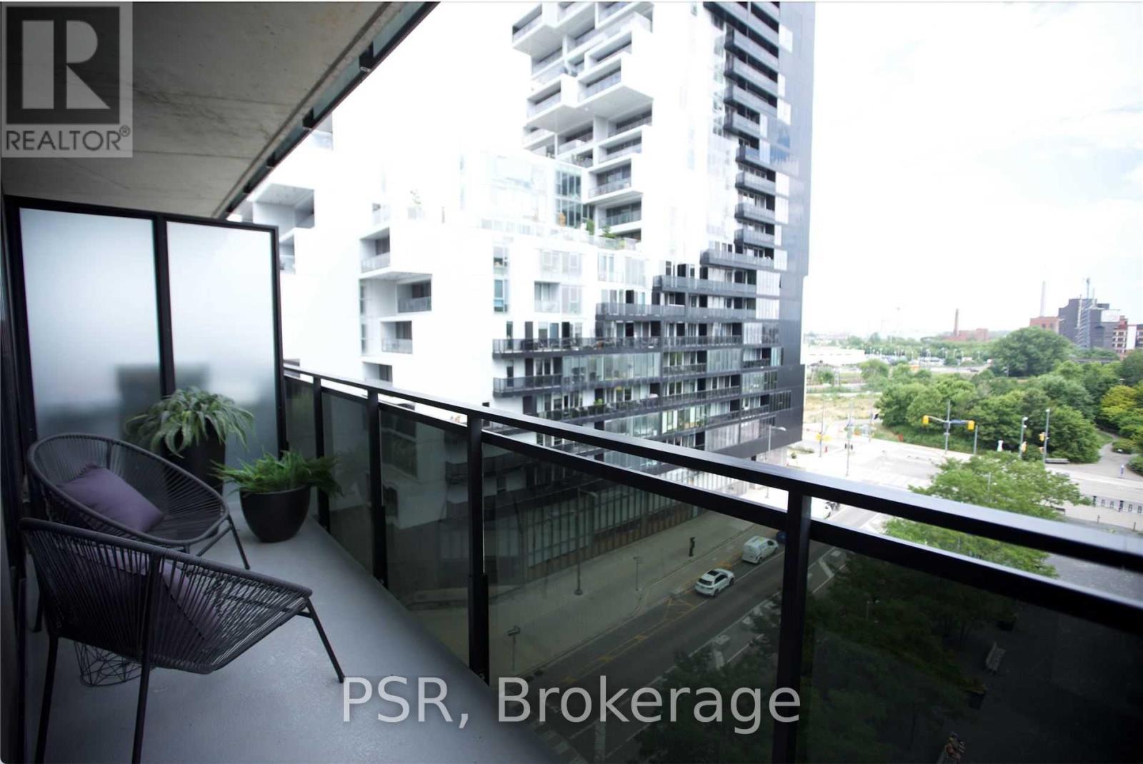 712 - 21 Lawren Harris Square, Toronto (Waterfront Communities), Ontario  M5A 0T4 - Photo 17 - C12207646