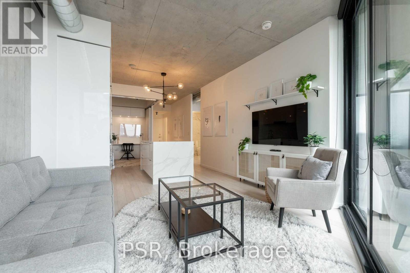 712 - 21 Lawren Harris Square, Toronto (Waterfront Communities), Ontario  M5A 0T4 - Photo 4 - C12207646
