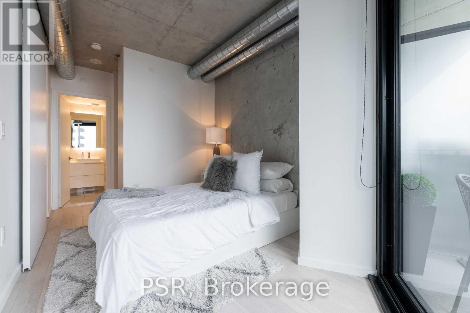 712 - 21 Lawren Harris Square, Toronto, Ontario  M5A 0T4 - Photo 13 - C12207650