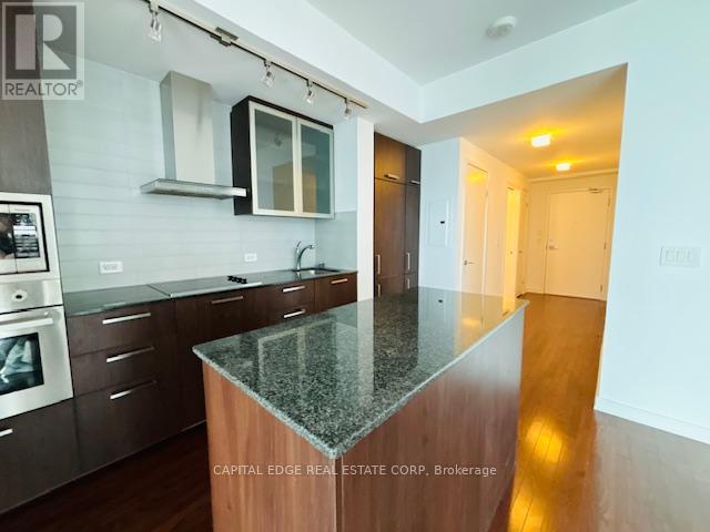 2802 - 14 York Street, Toronto, Ontario  M5J 0B1 - Photo 4 - C12207652