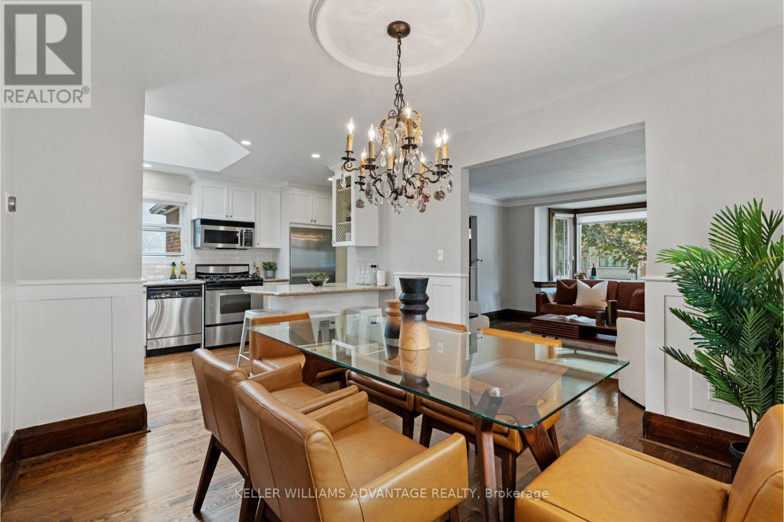 387 Elm Road, Toronto, Ontario  M5M 3V9 - Photo 12 - C12207662