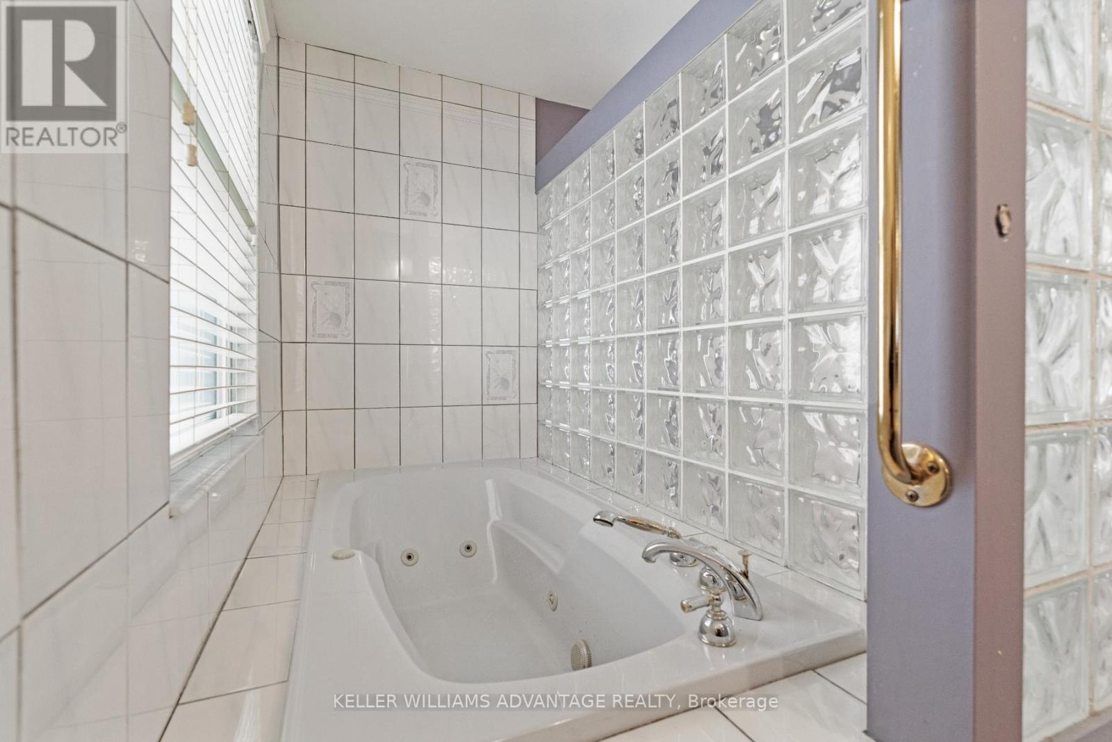 387 Elm Road, Toronto, Ontario  M5M 3V9 - Photo 26 - C12207662