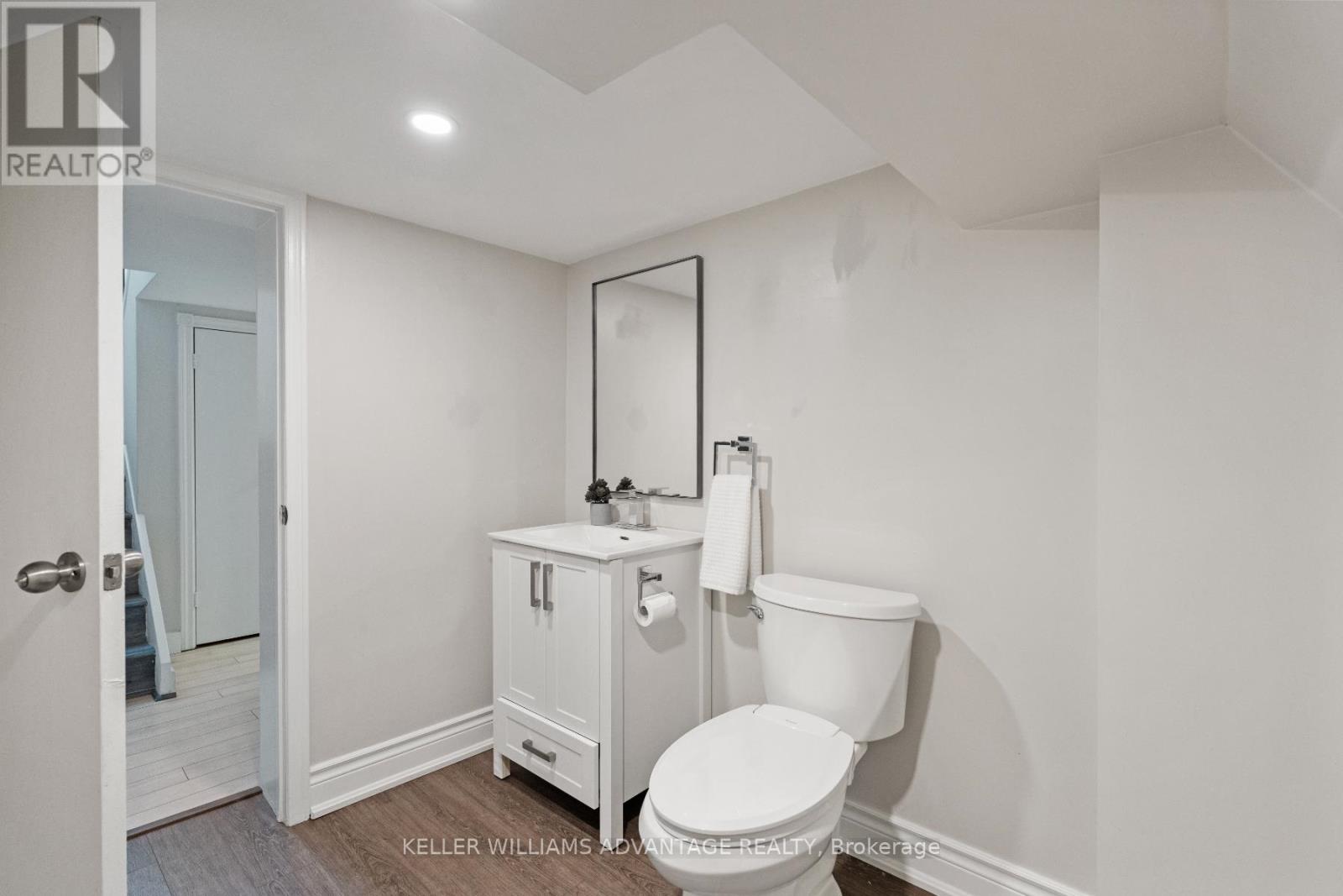 387 Elm Road, Toronto, Ontario  M5M 3V9 - Photo 32 - C12207662