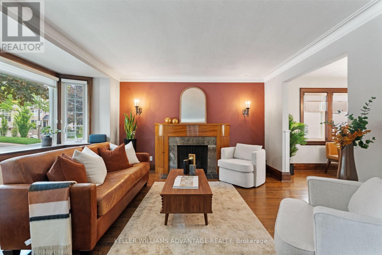 387 Elm Road, Toronto, Ontario  M5M 3V9 - Photo 5 - C12207662