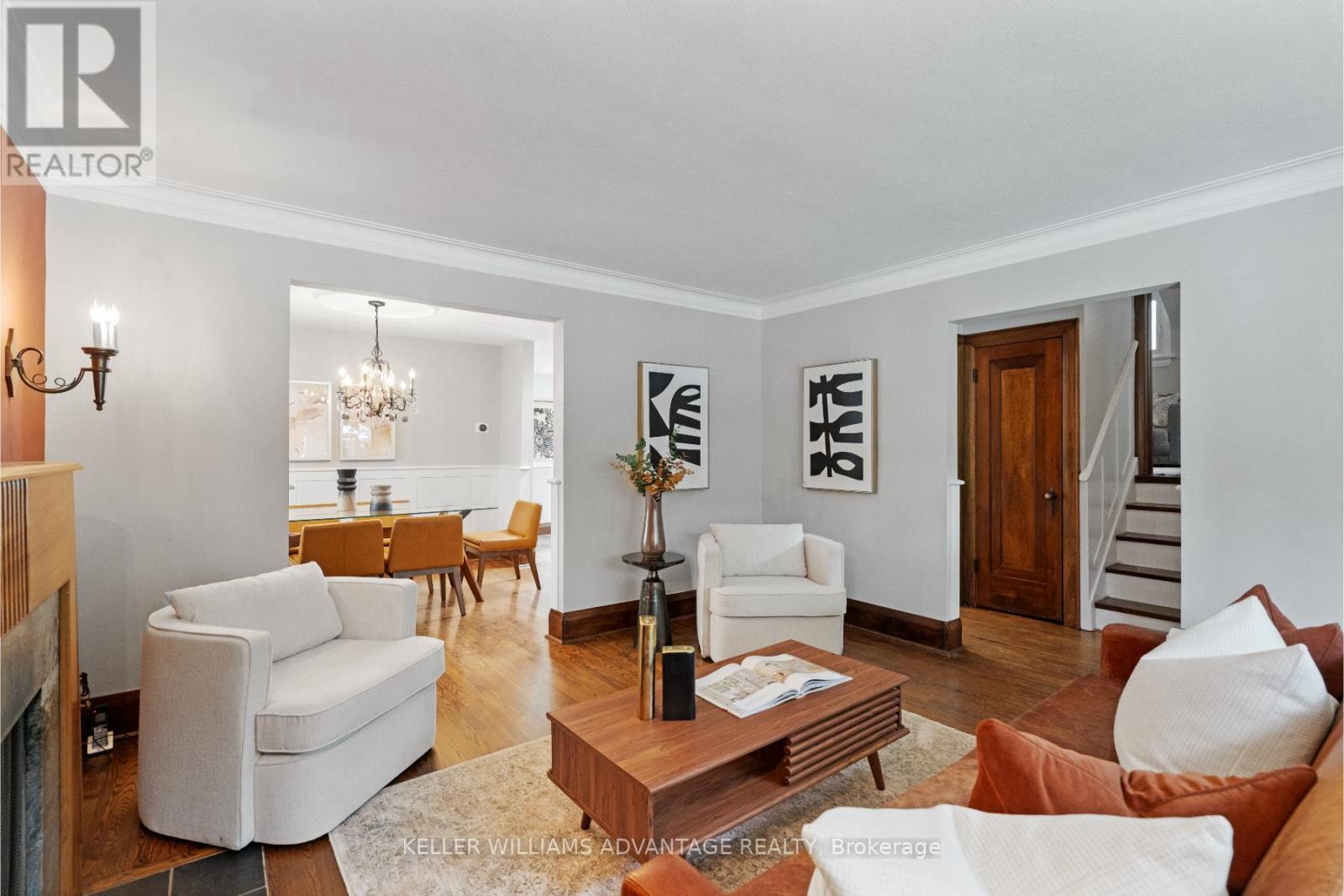 387 Elm Road, Toronto, Ontario  M5M 3V9 - Photo 7 - C12207662