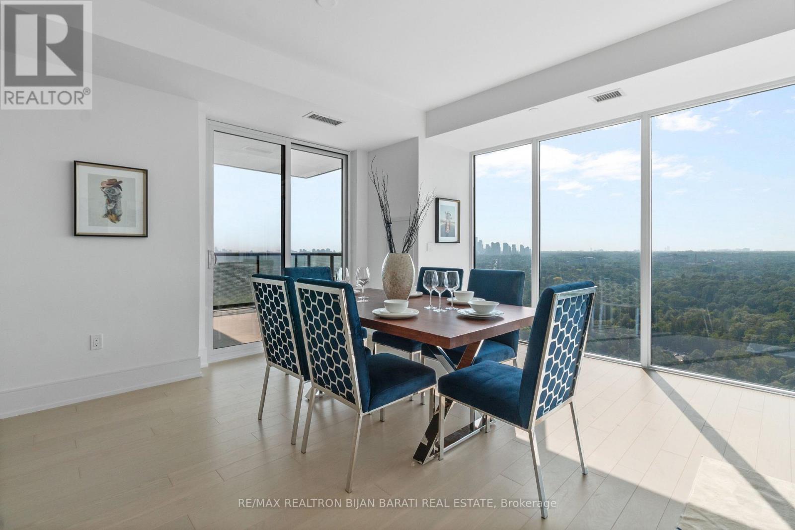 2401 - 10 Inn On The Park Drive, Toronto, Ontario  M3C 0P9 - Photo 14 - C12207680