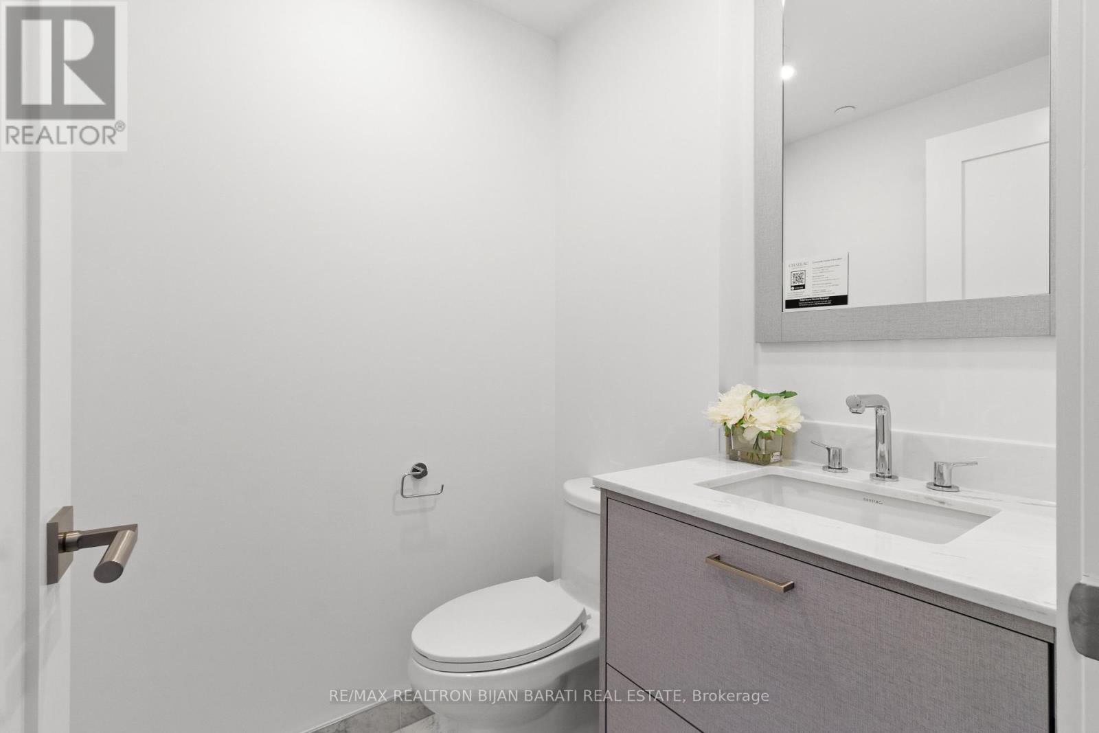 2401 - 10 Inn On The Park Drive, Toronto, Ontario  M3C 0P9 - Photo 26 - C12207680