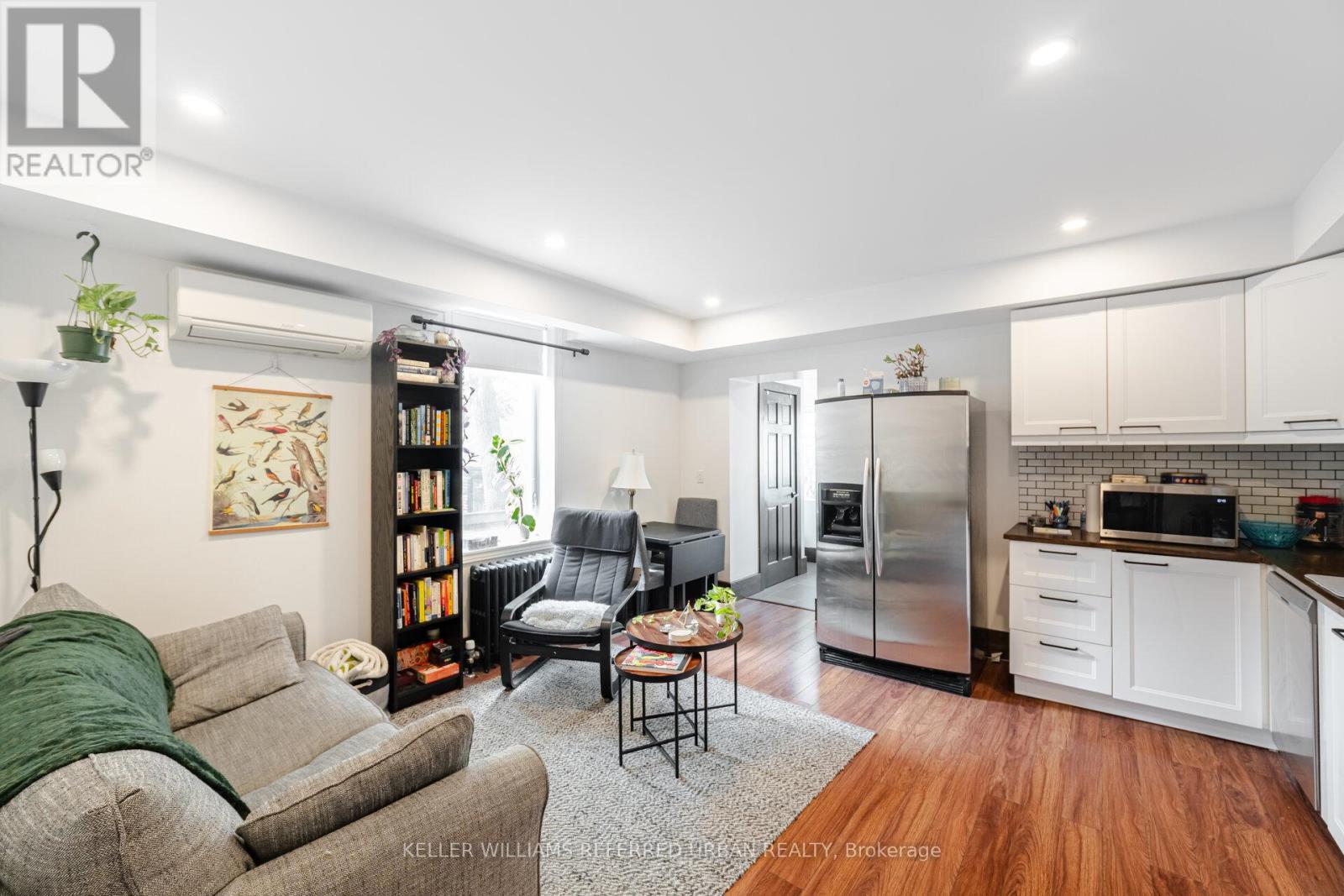 180 Beatrice Street, Toronto, Ontario  M6G 3G1 - Photo 23 - C12207686
