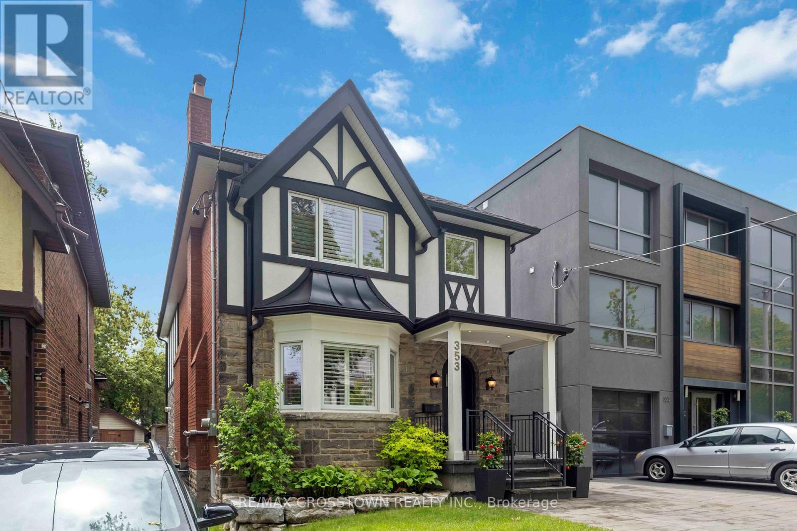 353 Briar Hill Avenue, Toronto, Ontario  M4R 1J3 - Photo 2 - C12207705