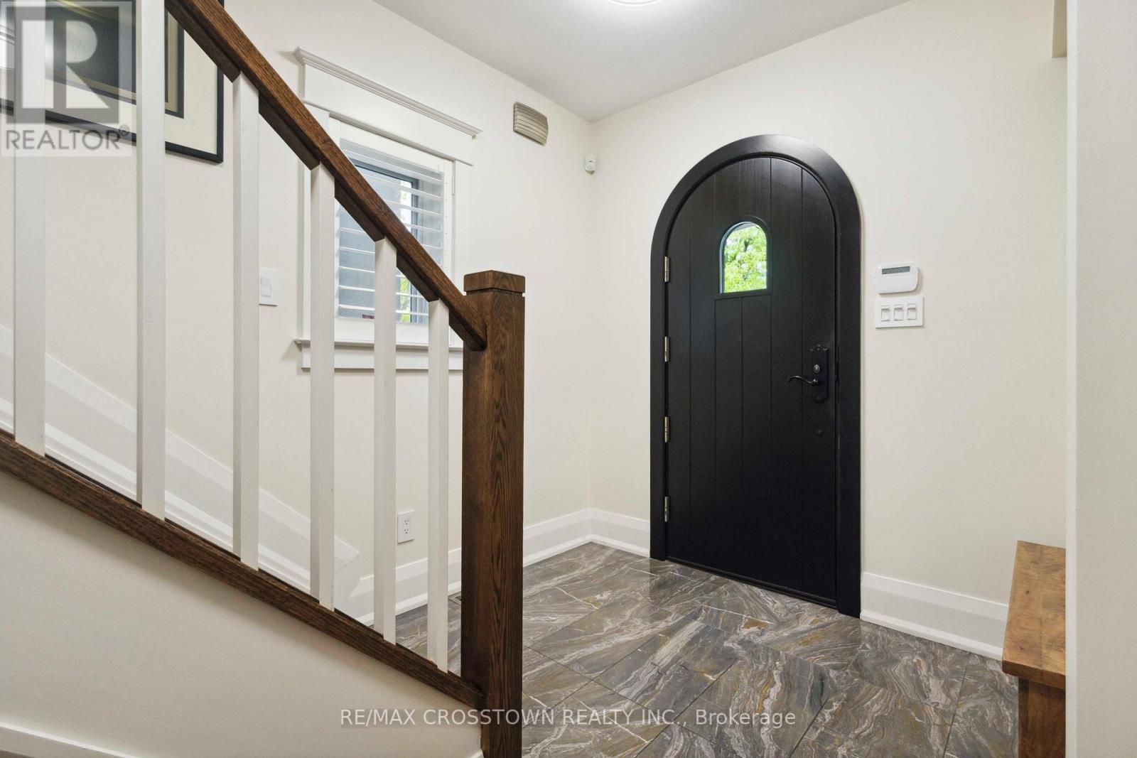 353 Briar Hill Avenue, Toronto, Ontario  M4R 1J3 - Photo 4 - C12207705