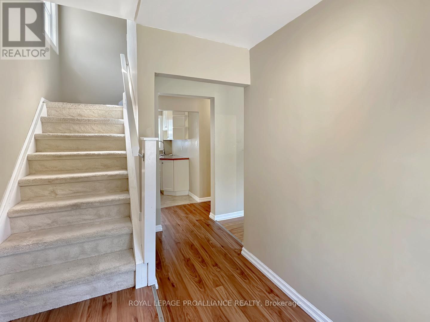 329 Bridge Street E, Belleville (Belleville Ward), Ontario  K8N 1P5 - Photo 14 - X12207790