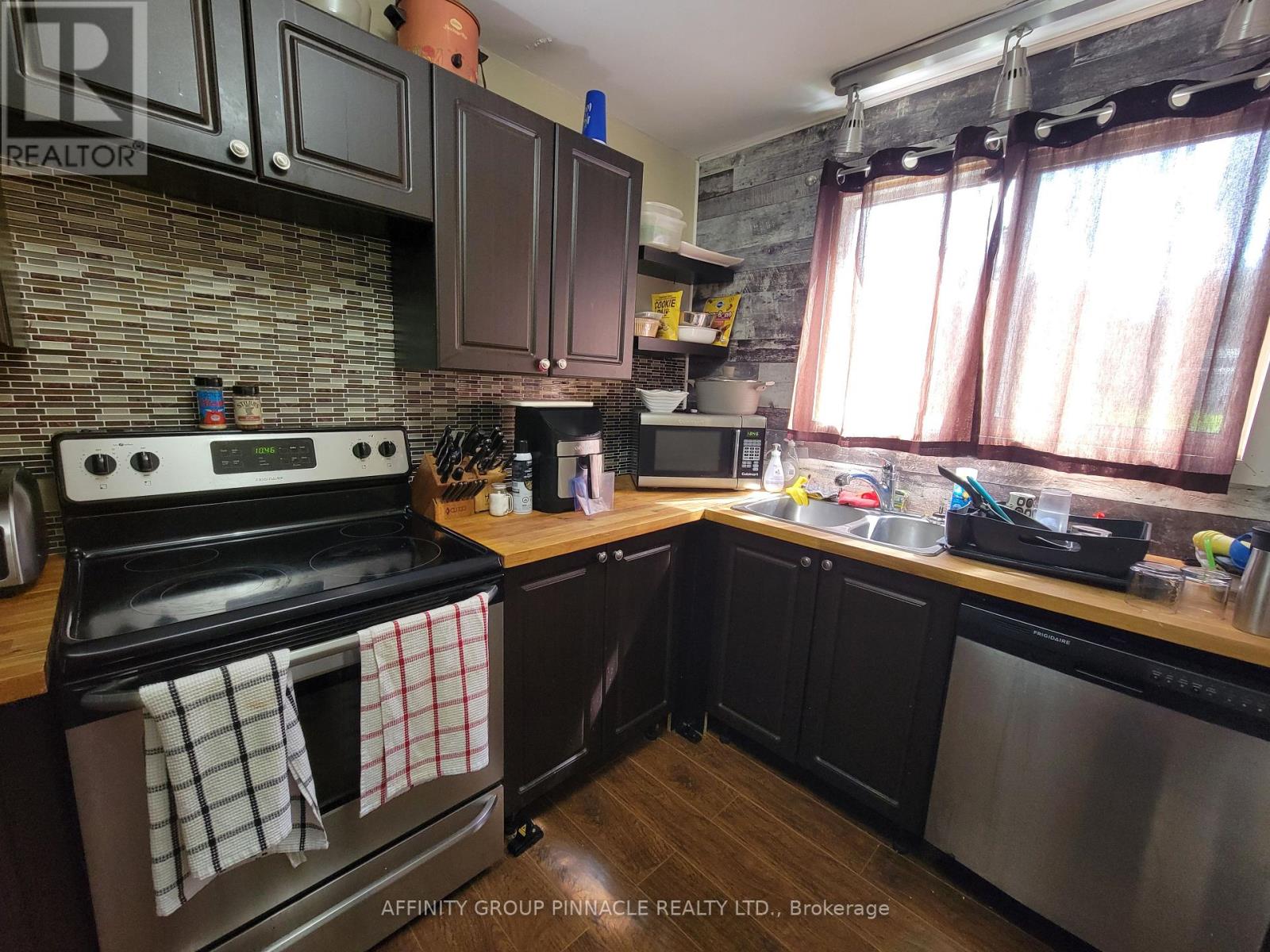 2473 Selwyn Bay Lane, Selwyn, Ontario  K0L 2H0 - Photo 14 - X12207842