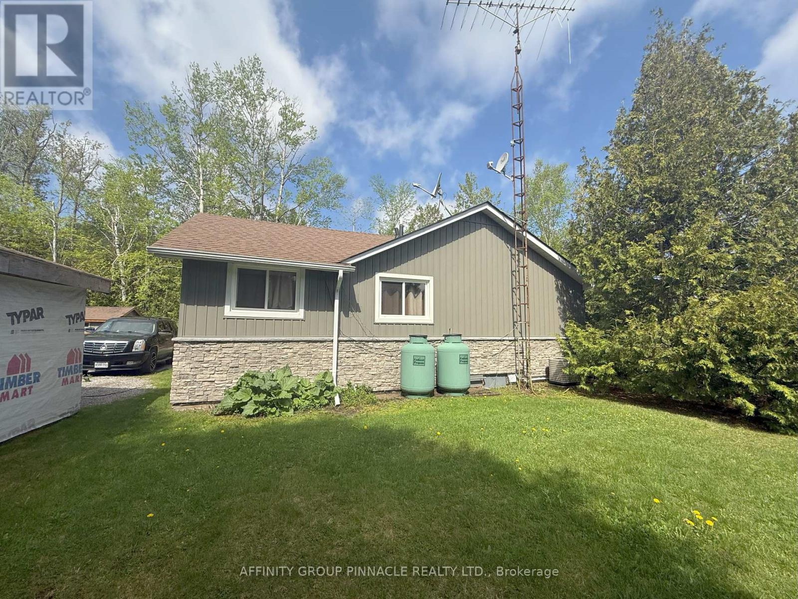 2473 Selwyn Bay Lane, Selwyn, Ontario  K0L 2H0 - Photo 35 - X12207842