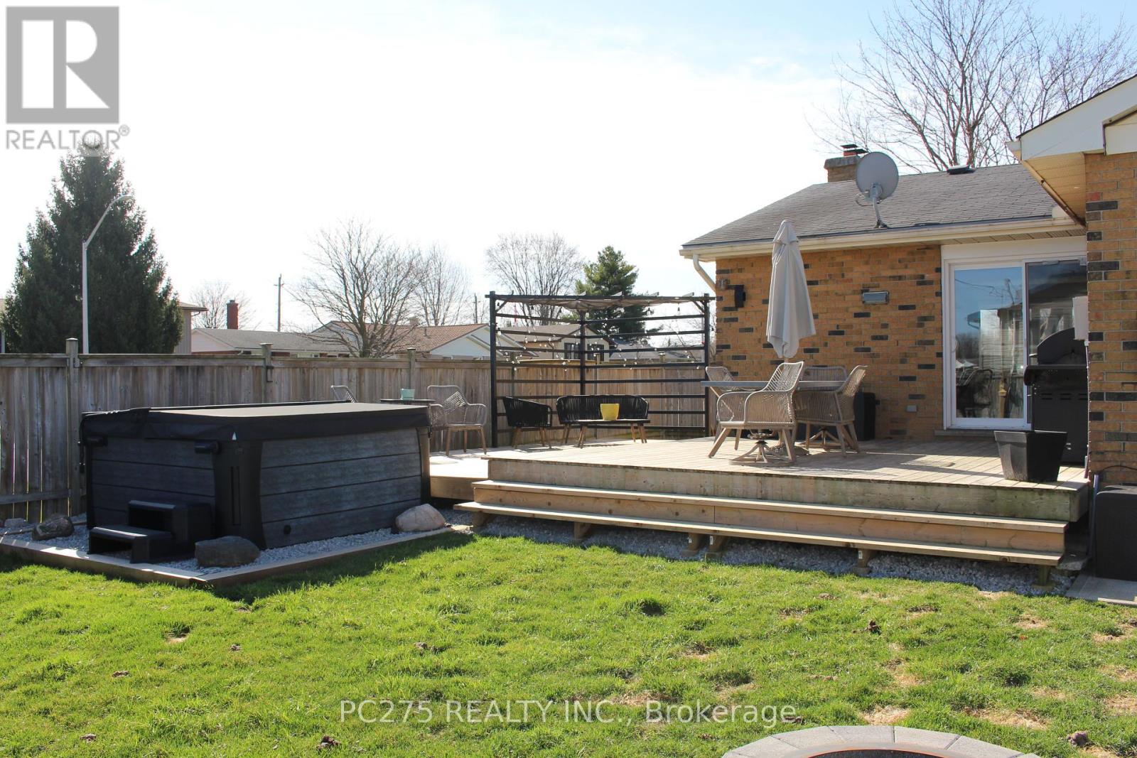 1 Idsardi Avenue, St. Thomas, Ontario  N5R 5P5 - Photo 34 - X12207722