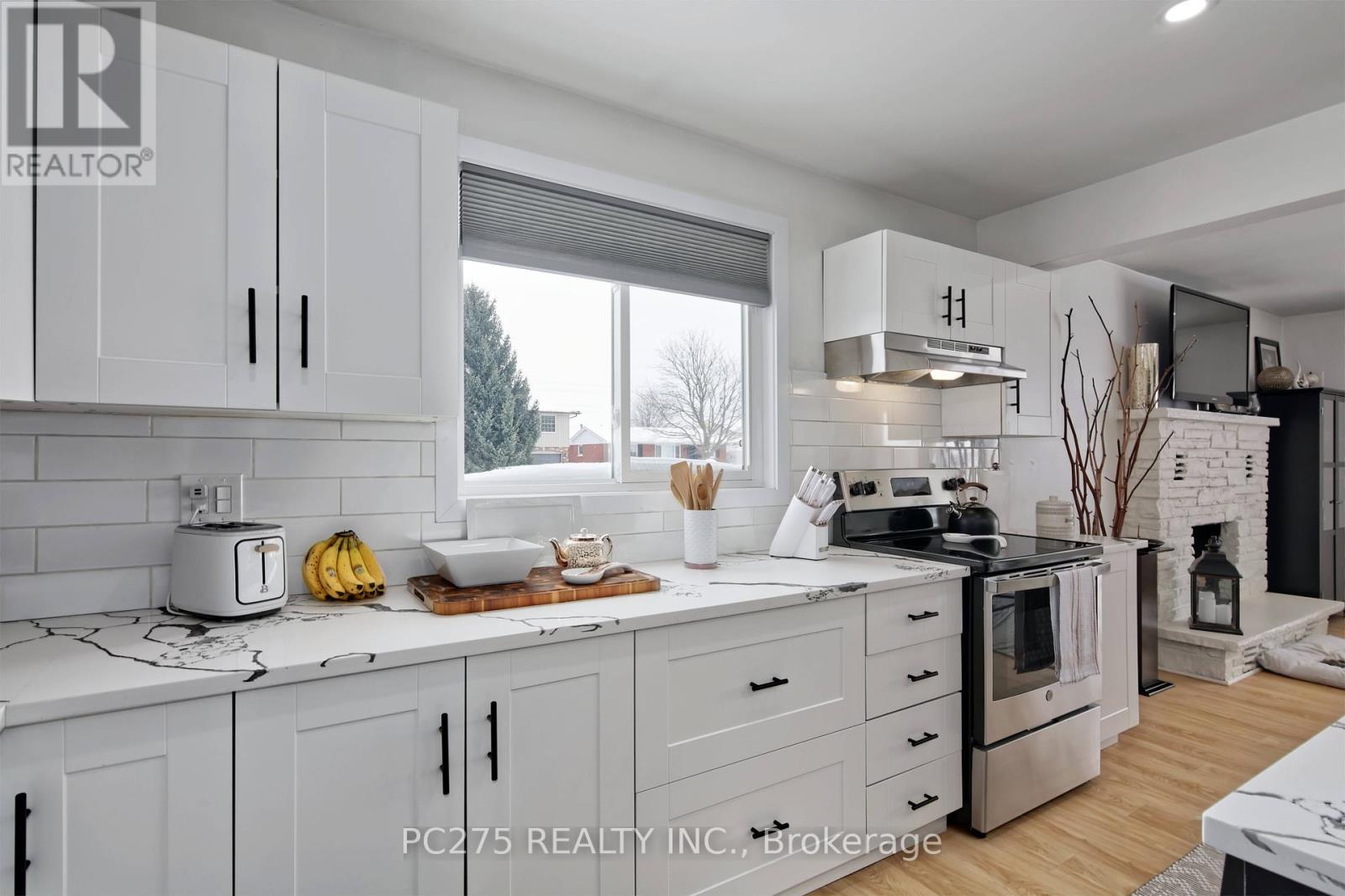 1 Idsardi Avenue, St. Thomas, Ontario  N5R 5P5 - Photo 8 - X12207722