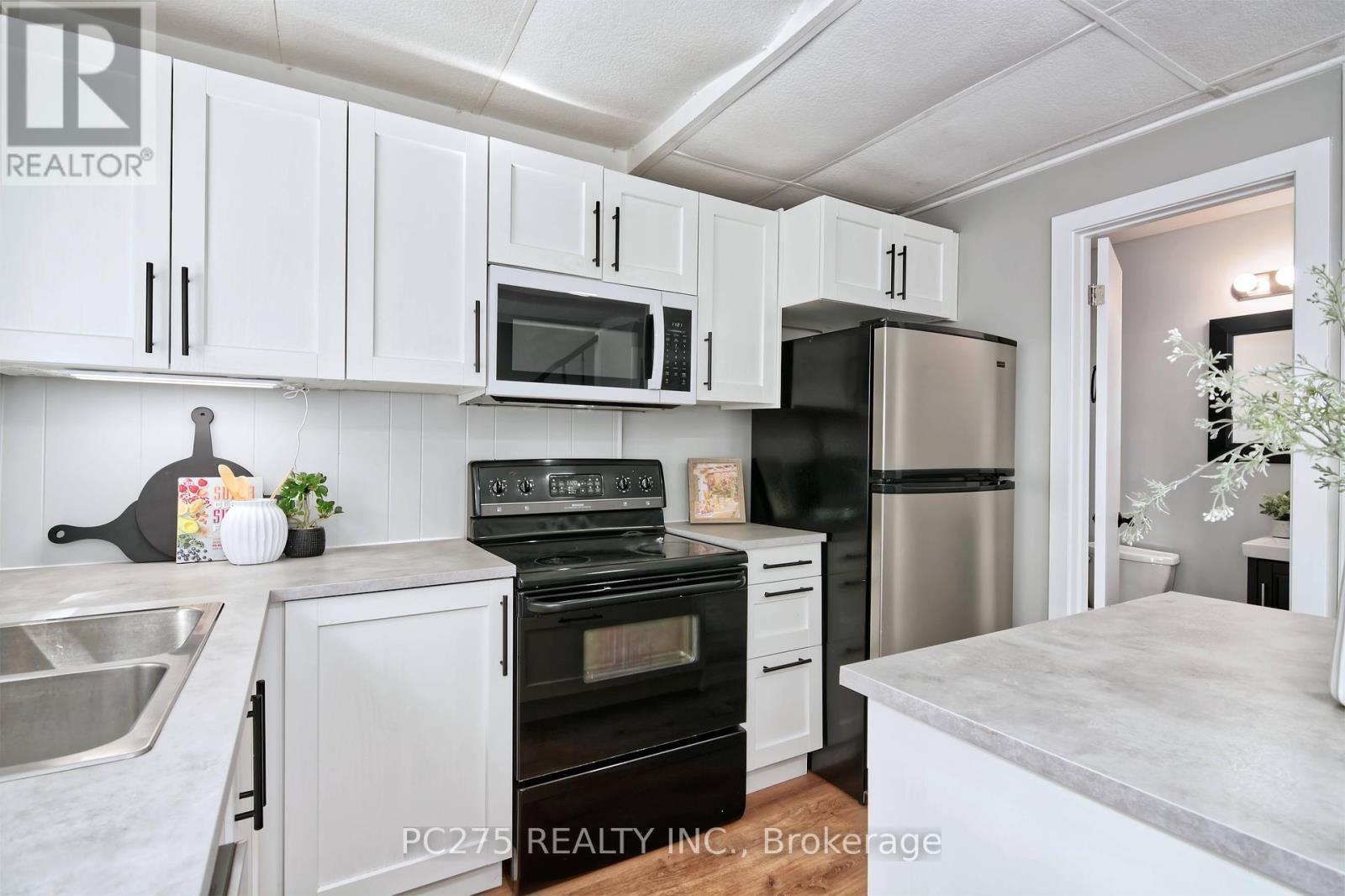 627 St James Street, London East, Ontario  N5Y 3P9 - Photo 11 - X12207729