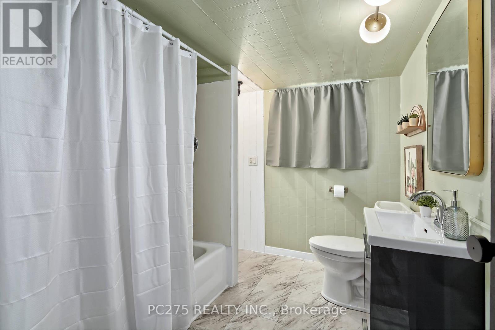 627 St James Street, London East, Ontario  N5Y 3P9 - Photo 24 - X12207729