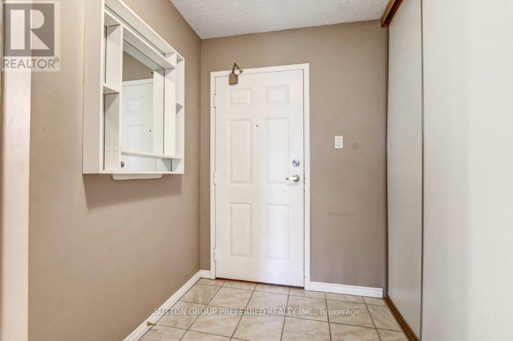 Photo 6 of 21 for 408 - 1600 Adelaide Street N