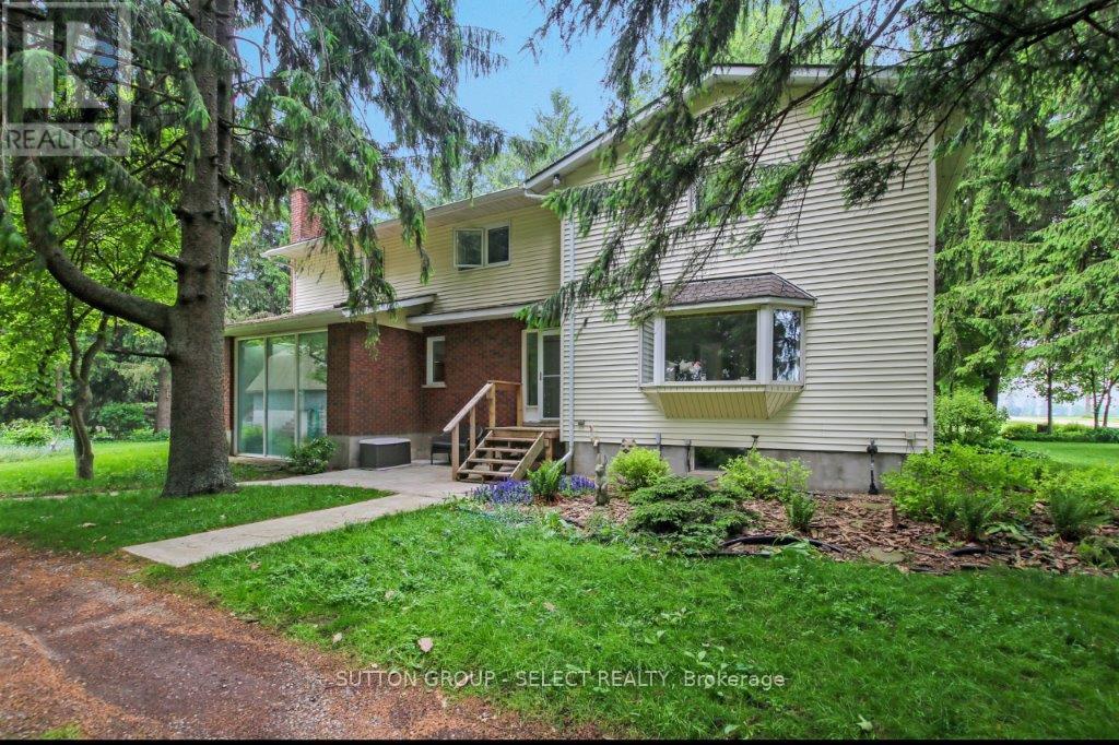 23471 Heritage Road, Thames Centre, Ontario  N0M 2P0 - Photo 2 - X12207780