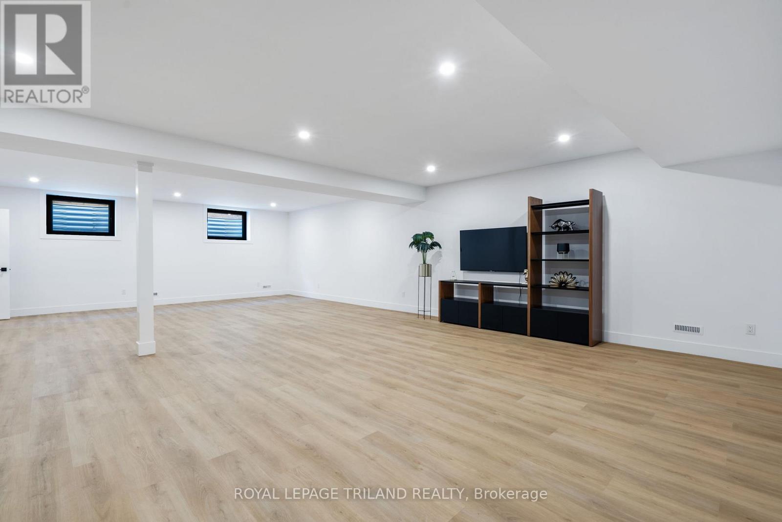 3455 Grand Oak Crossing, London South (South V), Ontario  N6P 0G7 - Photo 33 - X12207818