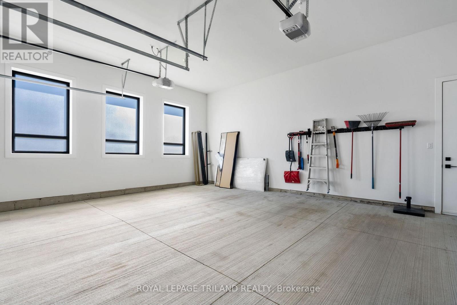3455 Grand Oak Crossing, London South (South V), Ontario  N6P 0G7 - Photo 37 - X12207818