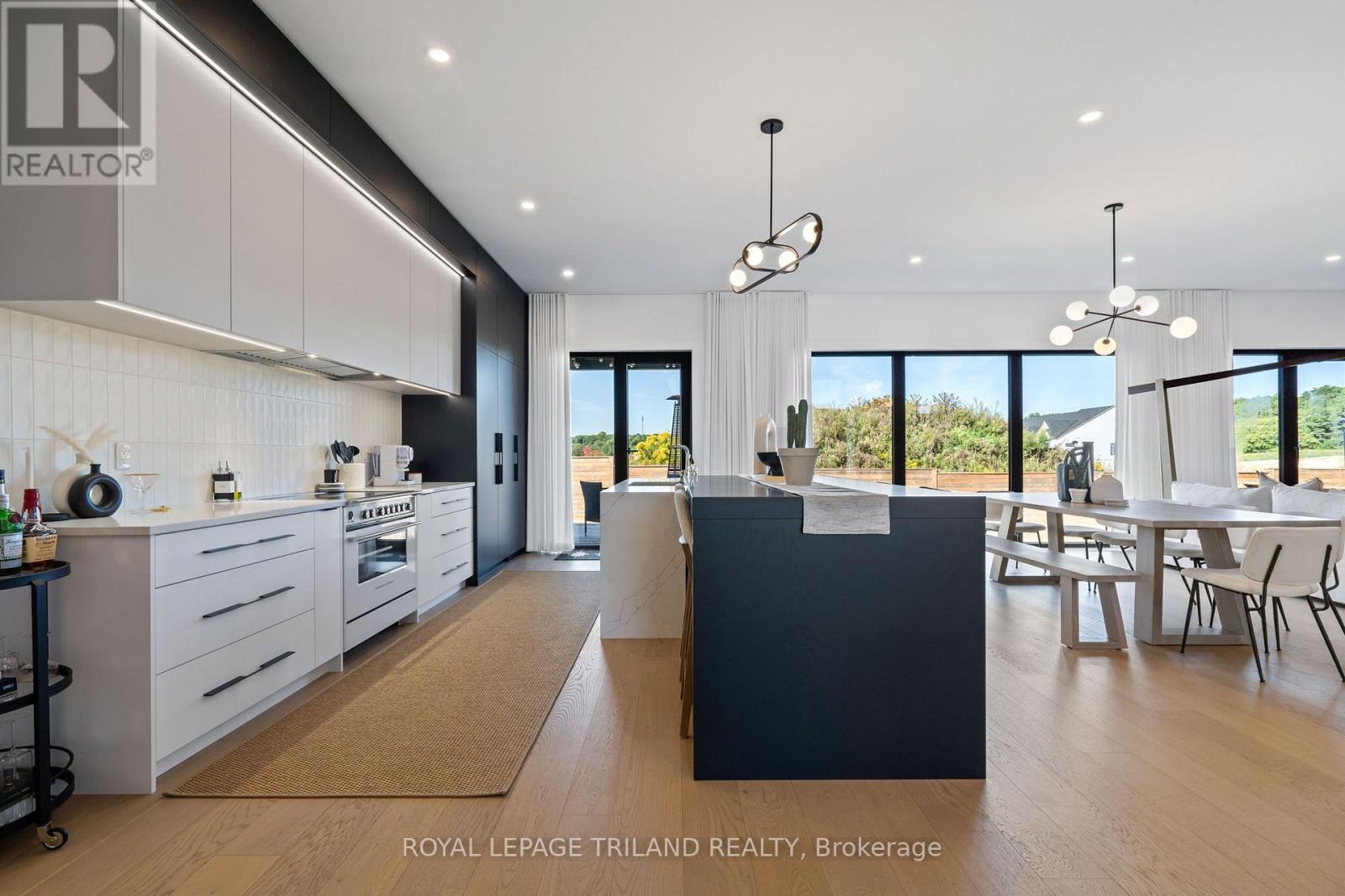 3455 Grand Oak Crossing, London South (South V), Ontario  N6P 0G7 - Photo 6 - X12207818