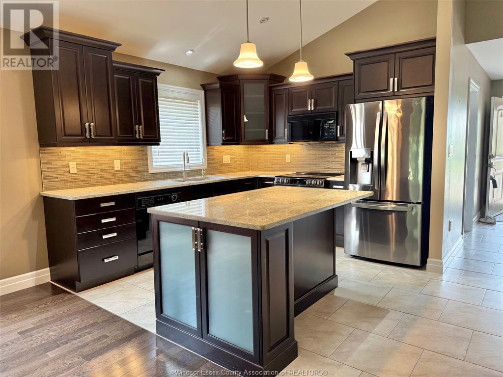 1060 Gabrieau Street, Lasalle, Ontario  N0H 0C2 - Photo 8 - 25014521