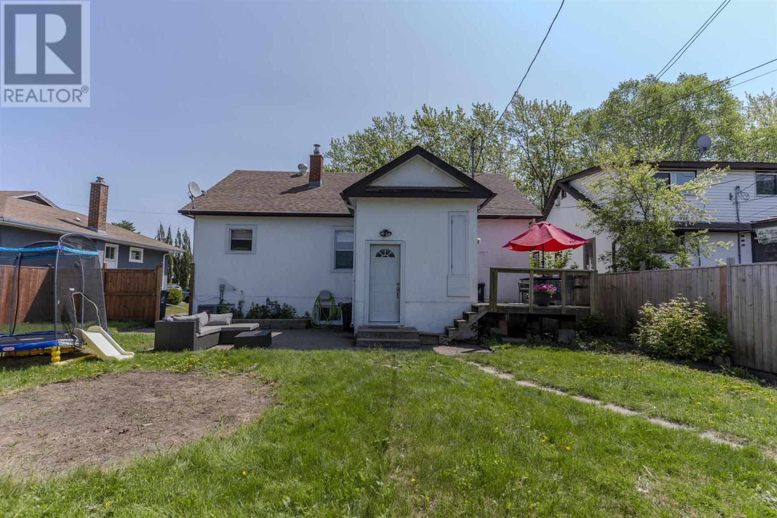 531 Hyde Park Ave, Thunder Bay, Ontario  P7E 1Y1 - Photo 26 - TB251486