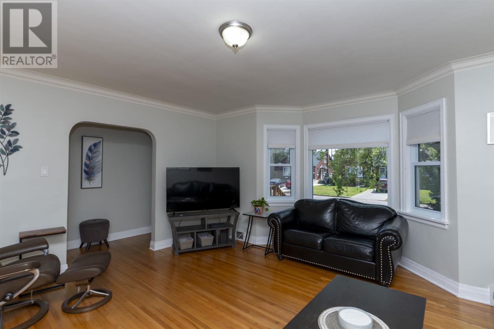 531 Hyde Park Ave, Thunder Bay, Ontario  P7E 1Y1 - Photo 4 - TB251486