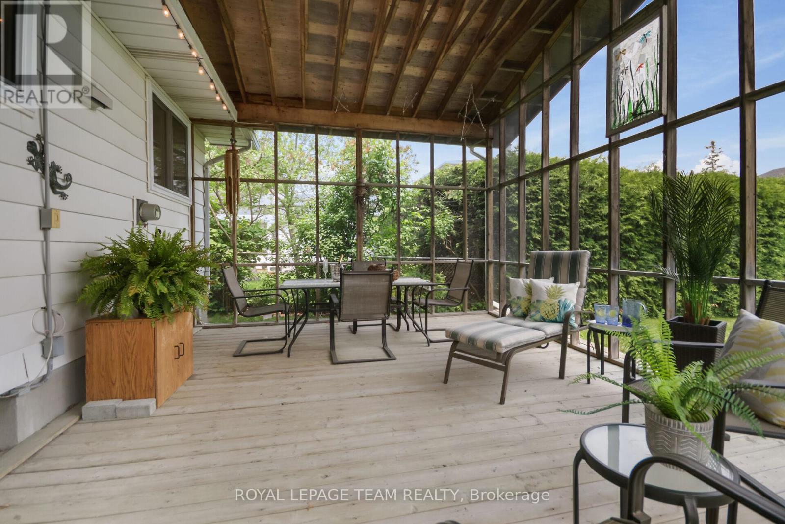 102 Oriole Avenue, Ottawa, Ontario  K2L 1E7 - Photo 38 - X12207724
