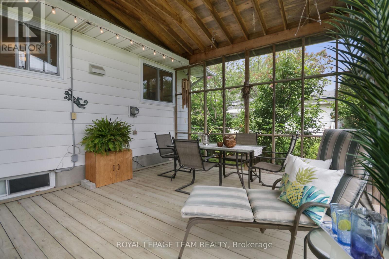102 Oriole Avenue, Ottawa, Ontario  K2L 1E7 - Photo 41 - X12207724
