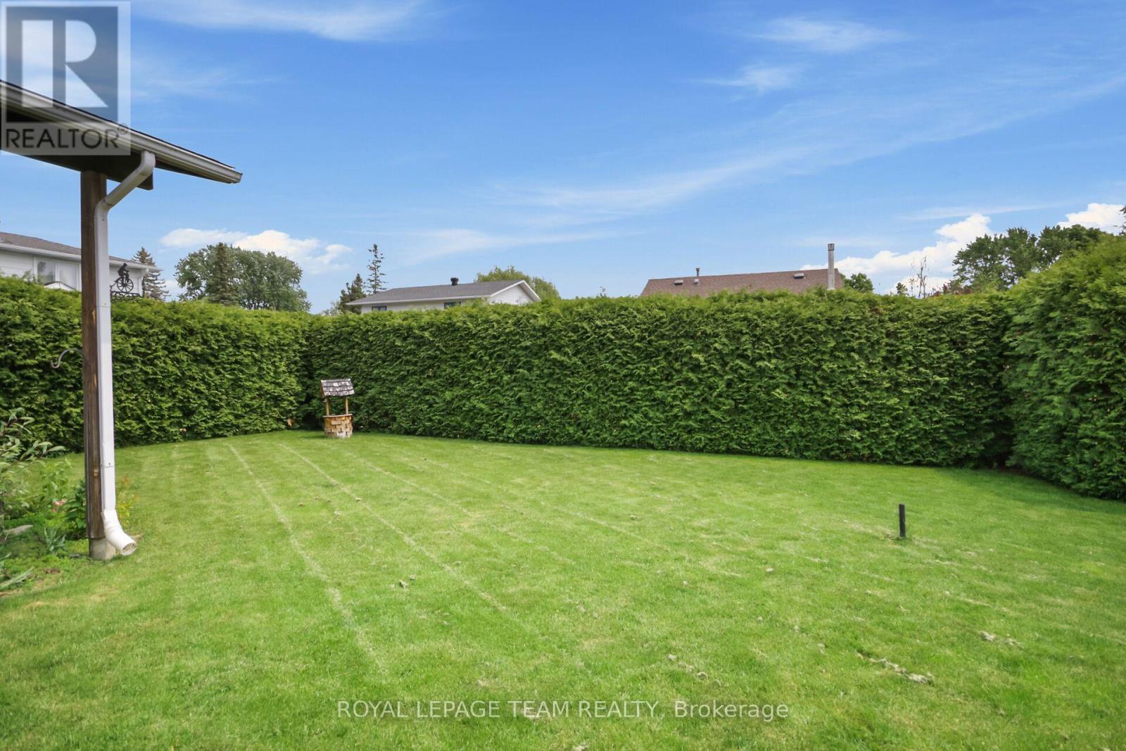 102 Oriole Avenue, Ottawa, Ontario  K2L 1E7 - Photo 46 - X12207724