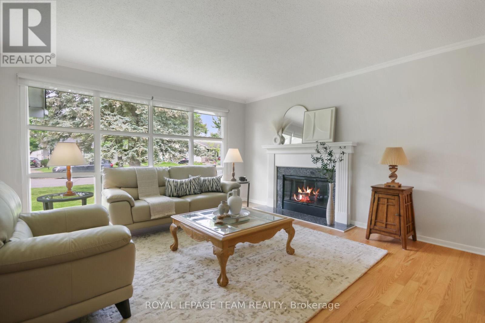 102 Oriole Avenue, Ottawa, Ontario  K2L 1E7 - Photo 6 - X12207724