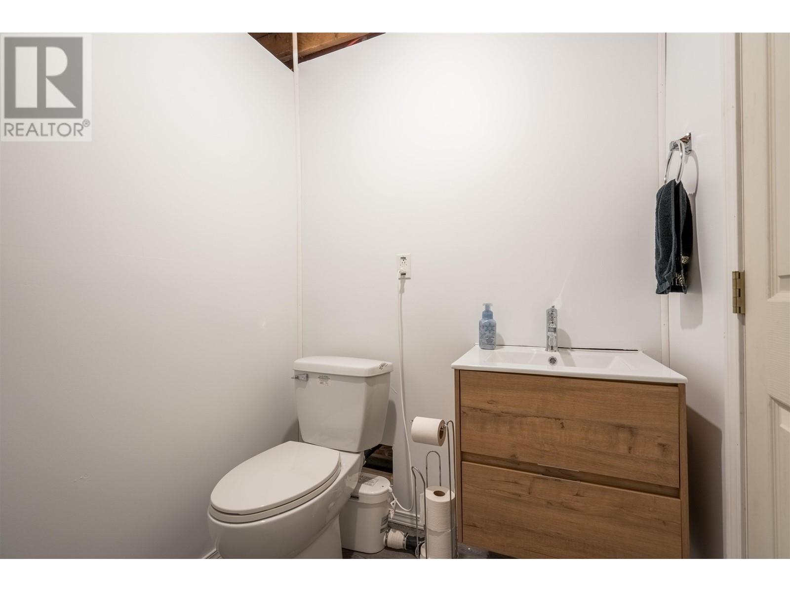 2703 Petersen Road, Prince George, British Columbia  V2N 1P1 - Photo 29 - R3012348