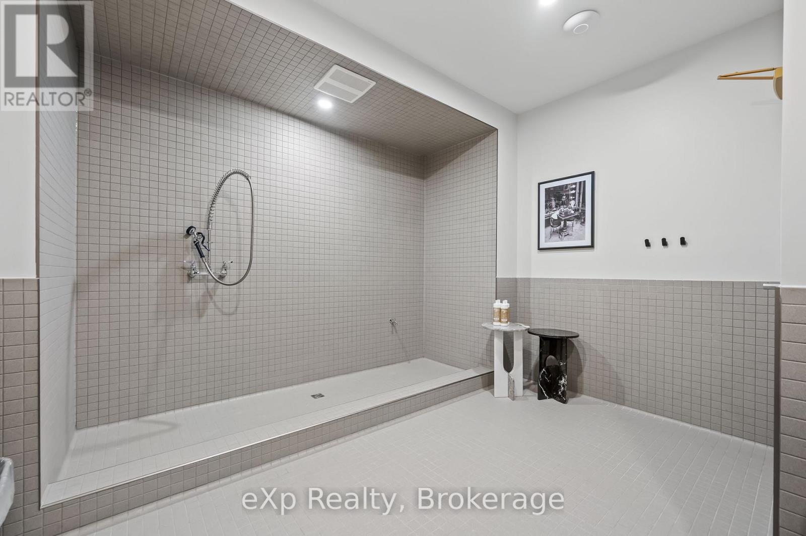 606 - 93 Arthur Street S, Guelph, Ontario N1E 0T3 - Photo 35 - X12186860