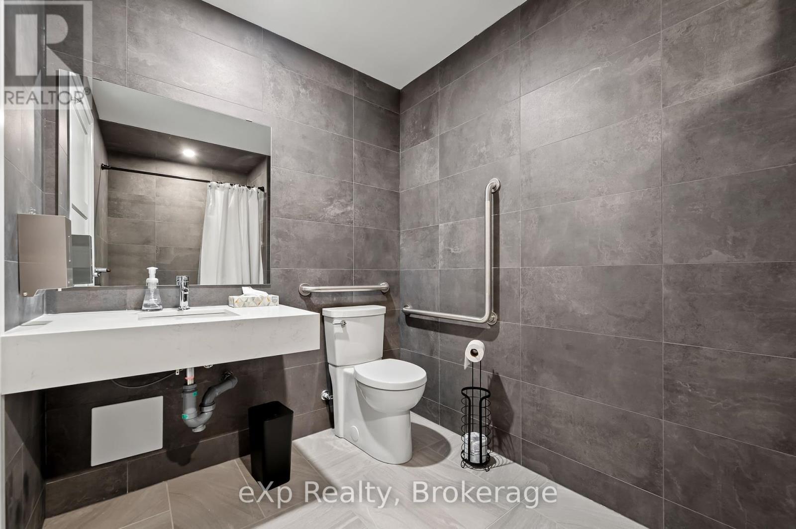 606 - 93 Arthur Street S, Guelph, Ontario N1E 0T3 - Photo 39 - X12186860