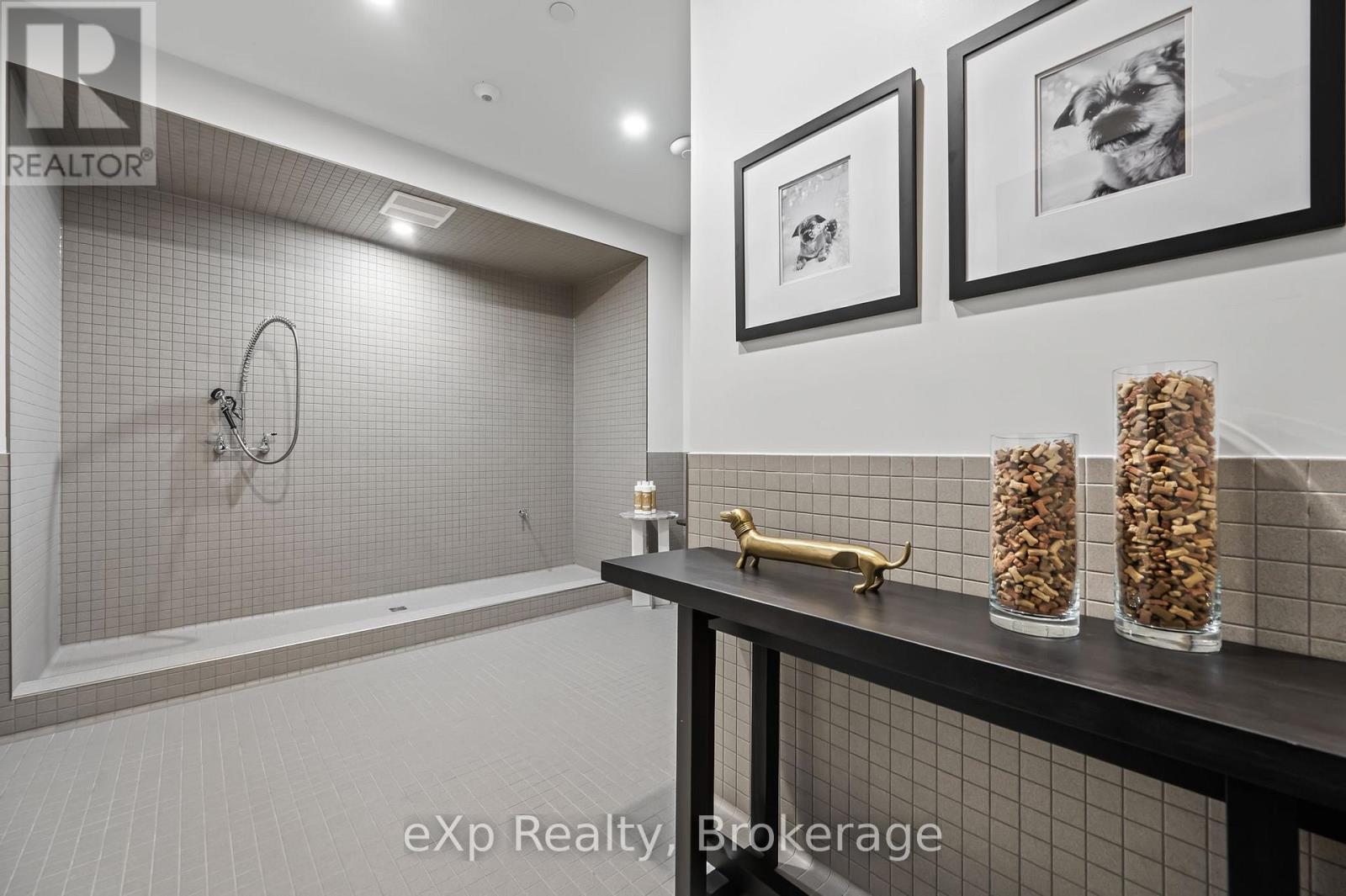 606 - 93 Arthur Street S, Guelph, Ontario N1E 0T3 - Photo 34 - X12186860