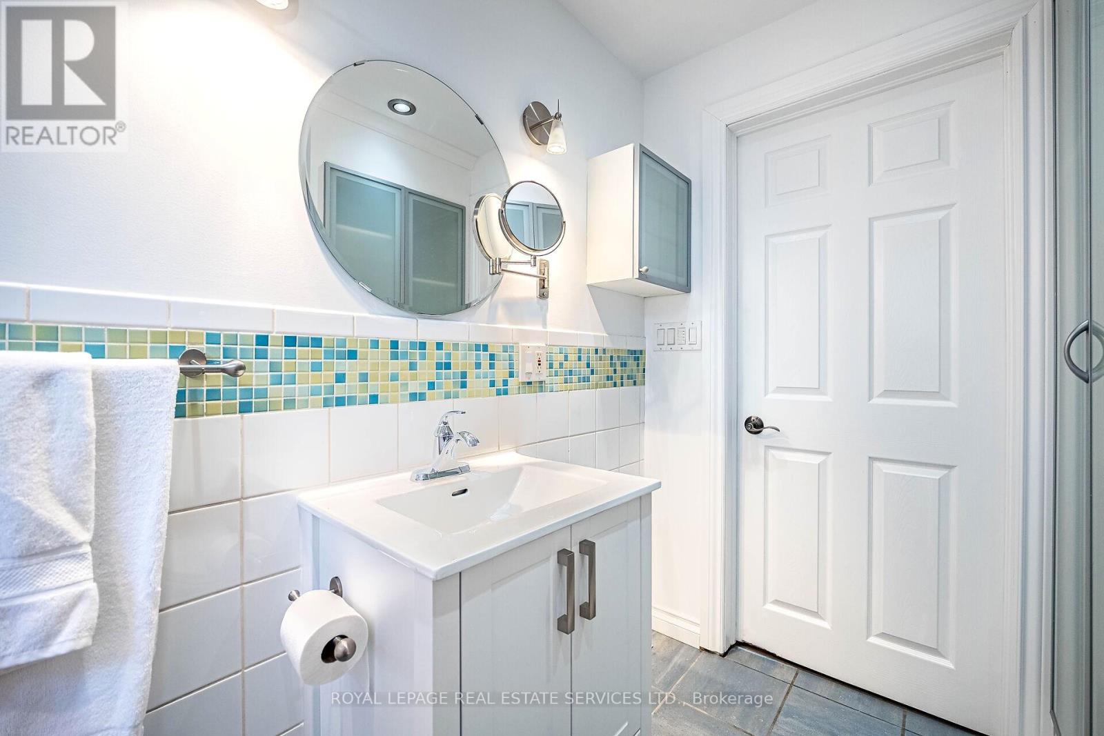 48 Thirteenth Street, Toronto, Ontario  M8V 3H4 - Photo 21 - W12207286